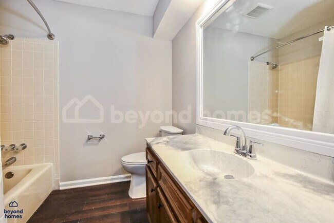 Building Photo - Charming 3-Bed / 2-Bath Single-Story Home in Little Rock with 1,554 Sq Ft of Space!