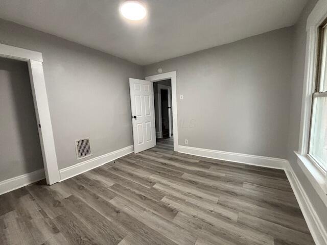 Building Photo - 823 Oakwood Ave