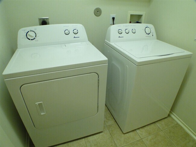 Building Photo - 5414 Trammel Dr