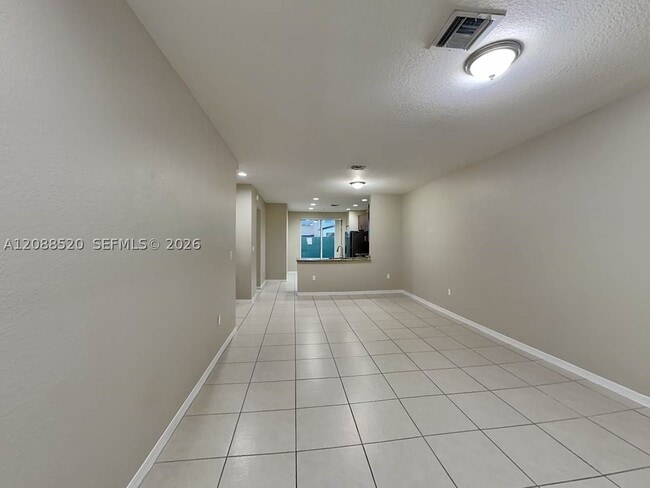 Building Photo - 4025 SW 149th Ct