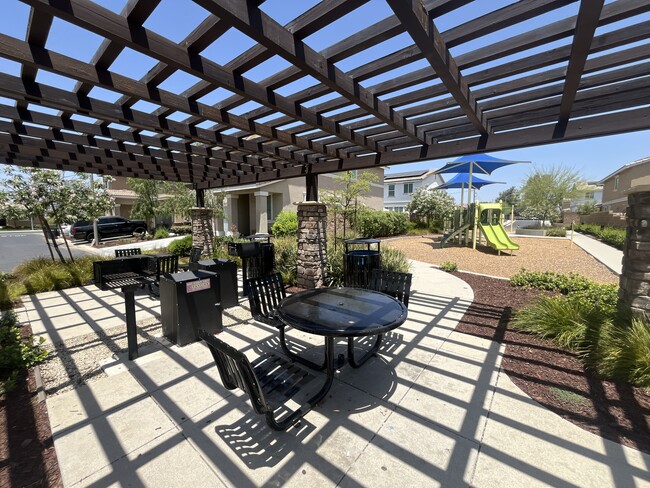 Building Photo - 24943 Dassault Ct