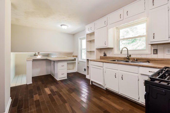 Building Photo - 7312 Penland Dr