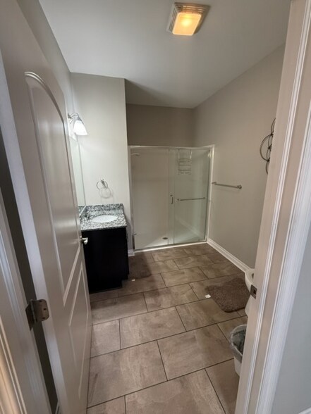 Building Photo - 2493 Sweet Home Rd