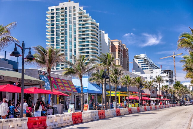 Building Photo - 3705 NE 16th Ave