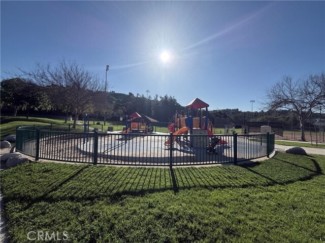 Building Photo - 24316 Sylvan Glen Rd