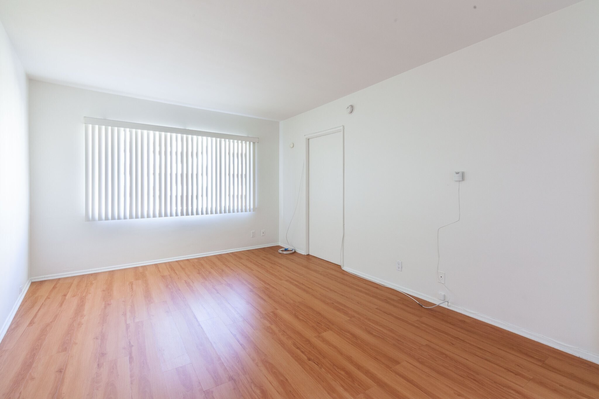 Building Photo - 667-669-669 Levering Ave