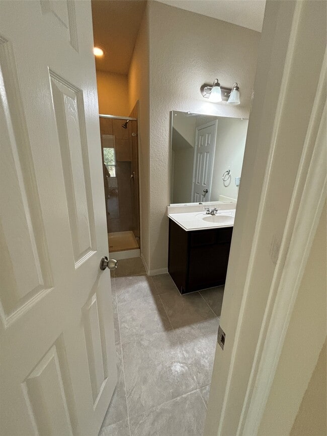 Building Photo - 15019 Darby Retreat Ln