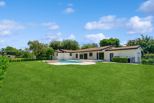 Building Photo - 7001 SW 126th St