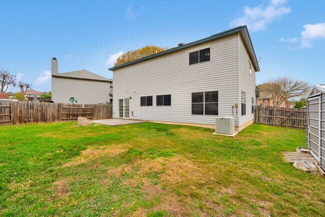 Building Photo - Spacious Two-Story Home in Schertz, TX