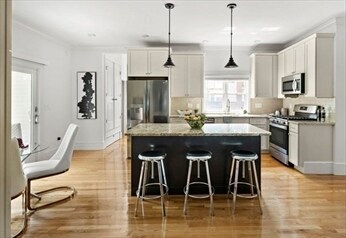 Building Photo - 1281 Walnut St