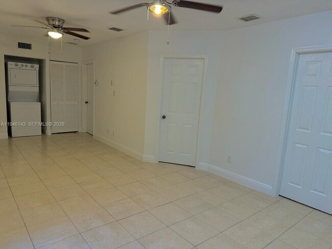 Building Photo - 2099 NW 26th Ave