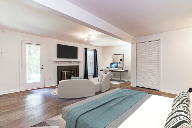 Building Photo - 1708 Ithaca Ln