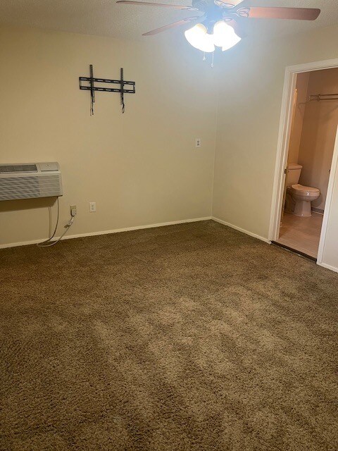 Building Photo - 17903 E Strack Dr