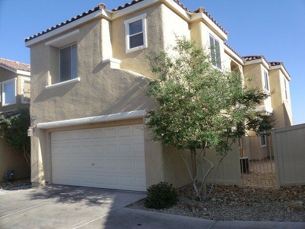 Building Photo - 8557 Barkeria Ct