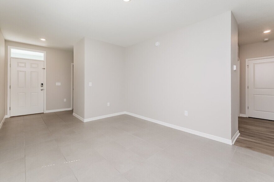 Building Photo - 3086 Suncoast Blend Dr