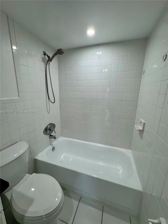 Building Photo - 13700 SW 62nd St