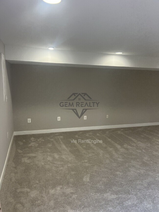 Building Photo - 3316 Broker Ln