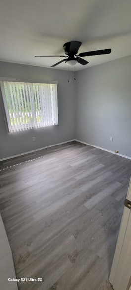 Building Photo - 2498 Lakeshore Cir