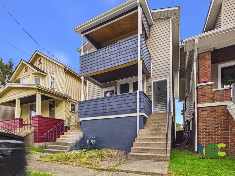 Building Photo - 614 N Front St