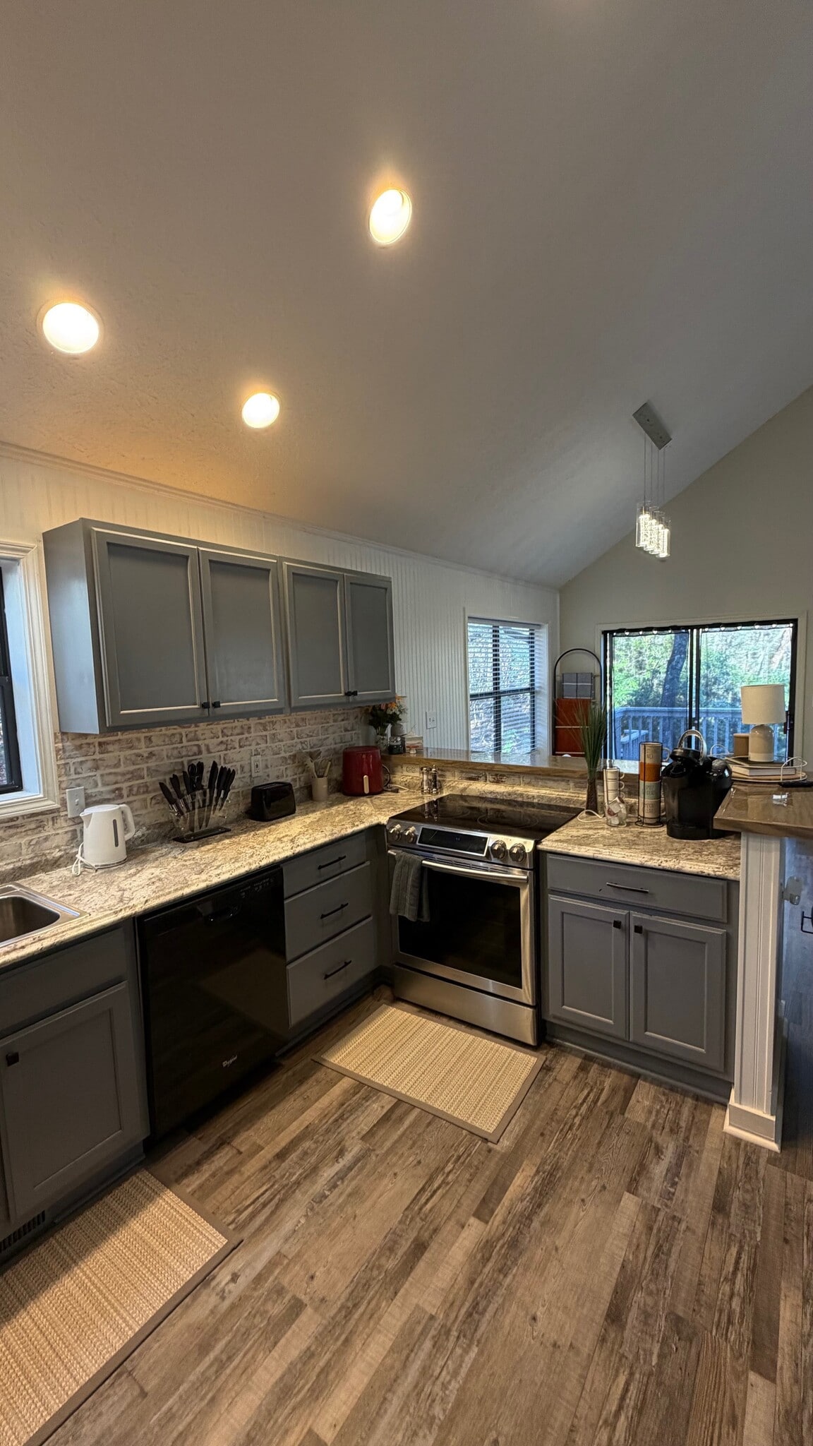 Kitchen - 56 Puff Hill Dr