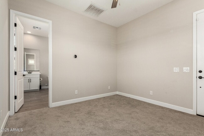 Building Photo - 5314 N 182nd Ln