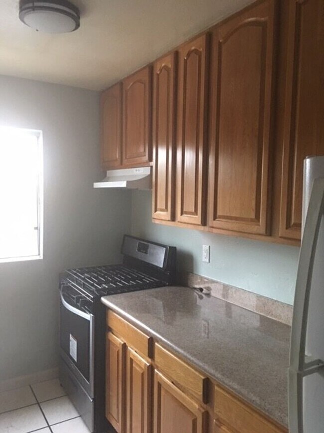 Building Photo - 1125 Lacey Ln