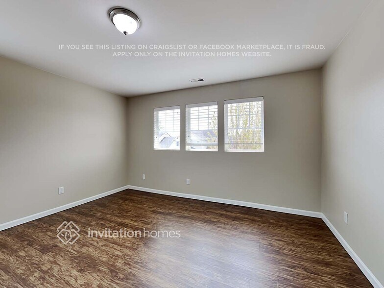 Building Photo - 2511 165th St E