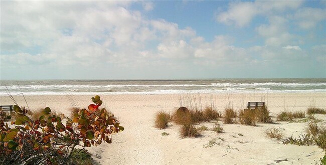 Building Photo - 3575 Gulf Blvd