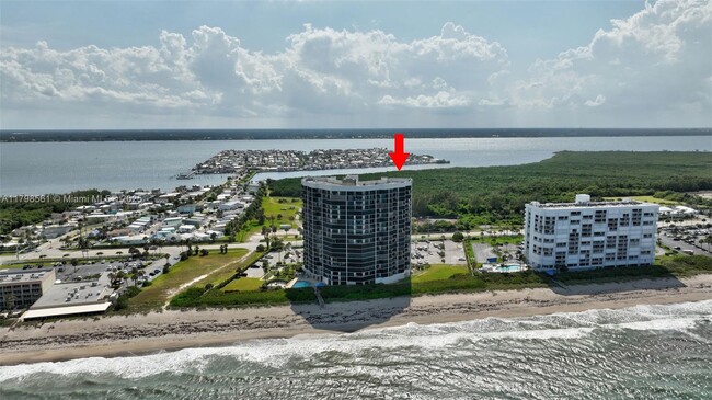 Building Photo - 9650 S Ocean Dr