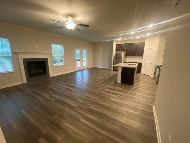 Building Photo - 5836 Hackberry Ln