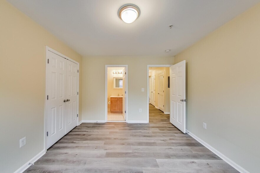 Building Photo - 1343 Clifton St NW