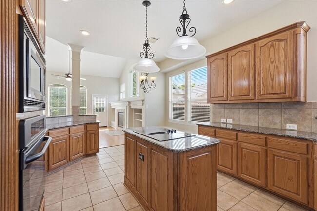 Building Photo - 6716 Prairie Flower Trail