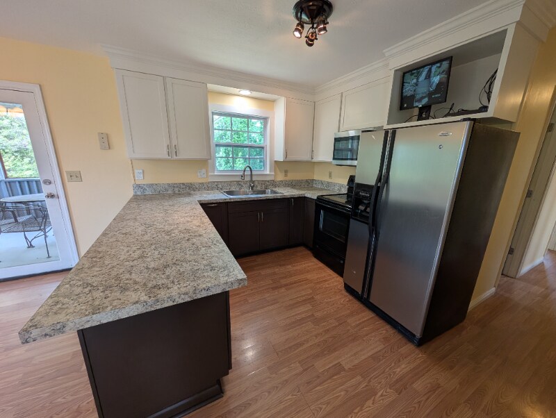 Building Photo - 505 N Stanwood Ln