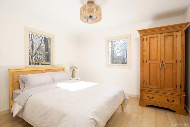 Building Photo - 2845 Hobart Rd