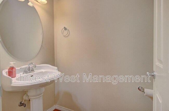 Building Photo - 15020 NW 1st Ave