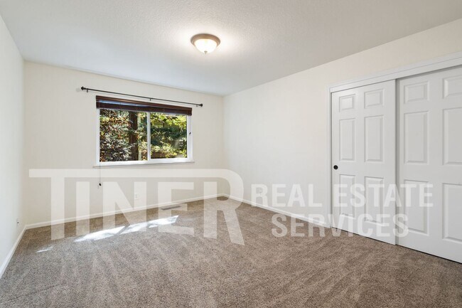 Building Photo - Stunning Views 4 Bedroom El Dorado Hills Gem