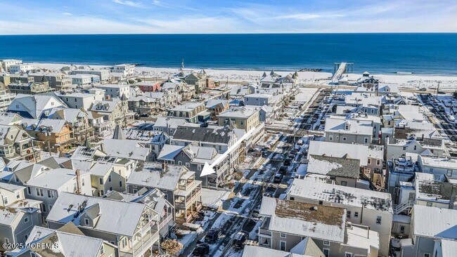 Building Photo - 31 Embury Ave