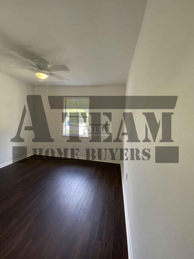 Building Photo - Very Cozy 3 Bed 1.5 Bath in Trinidad