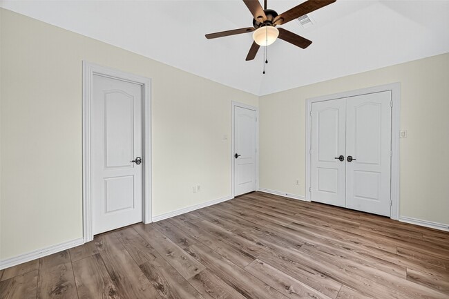 Building Photo - 1803 Cottage Landing Ln