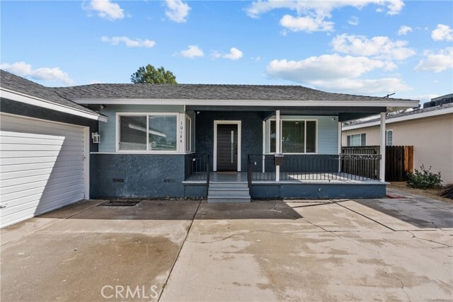 Building Photo - 10144 Gaviota Ave