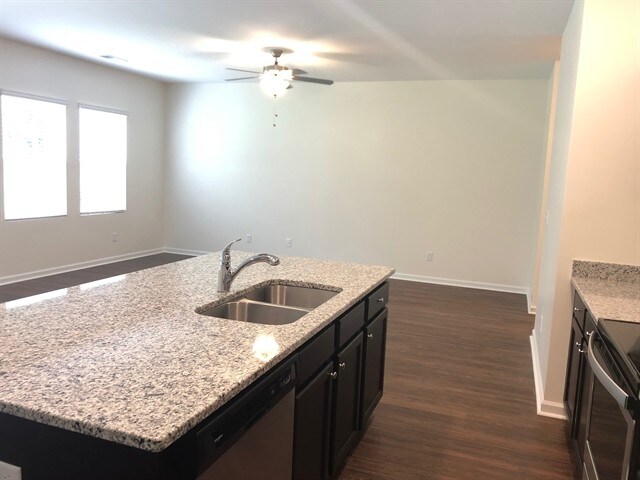 Building Photo - 212 Orion Way
