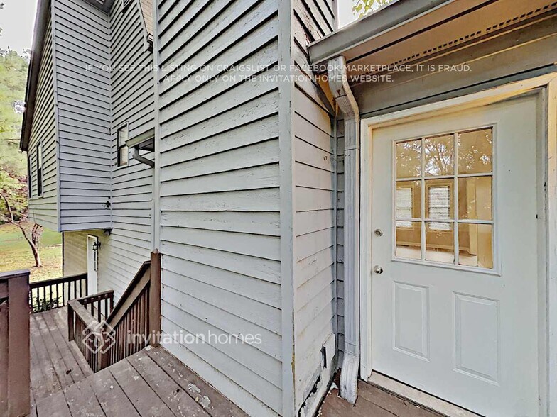 Building Photo - 2086 Arrowhead Trail