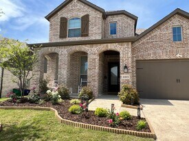 Building Photo - 4105 Sequoia St