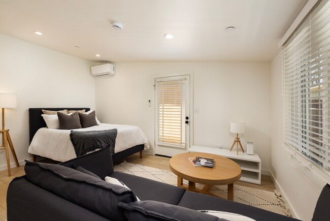 Building Photo - Studio - Downtown Santa Barbara