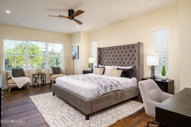 Building Photo - Exclusive Urban Sanctuary—Sophisticated Townhouse in Vibrant Phoenix