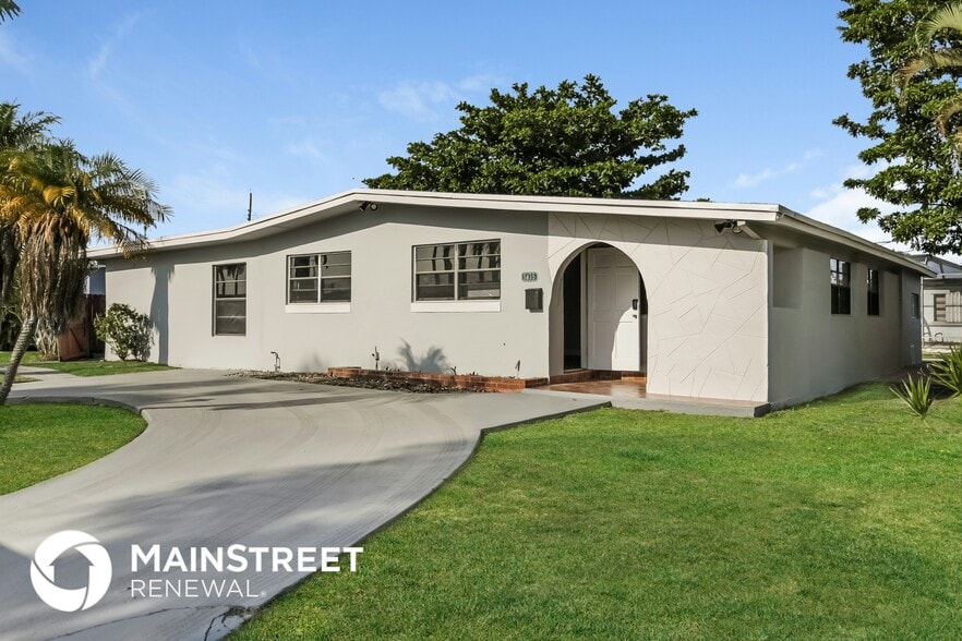 Building Photo - 5835 SW 117th Ave