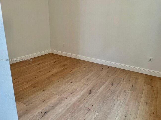 Building Photo - 1205 SW 147th Ave