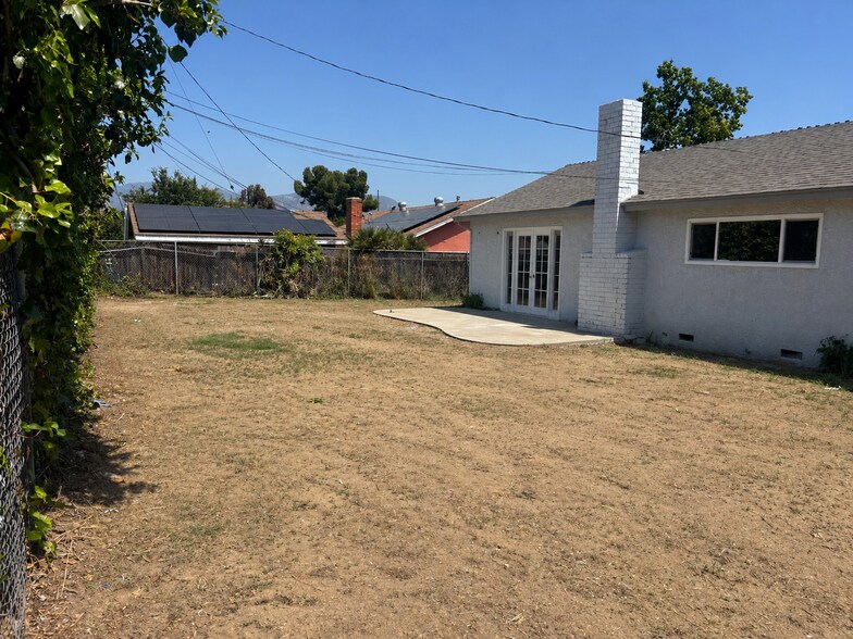 Building Photo - 12349 Glamis St