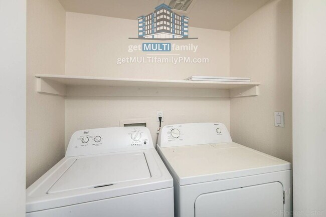 Building Photo - 11640 N 51st Ave