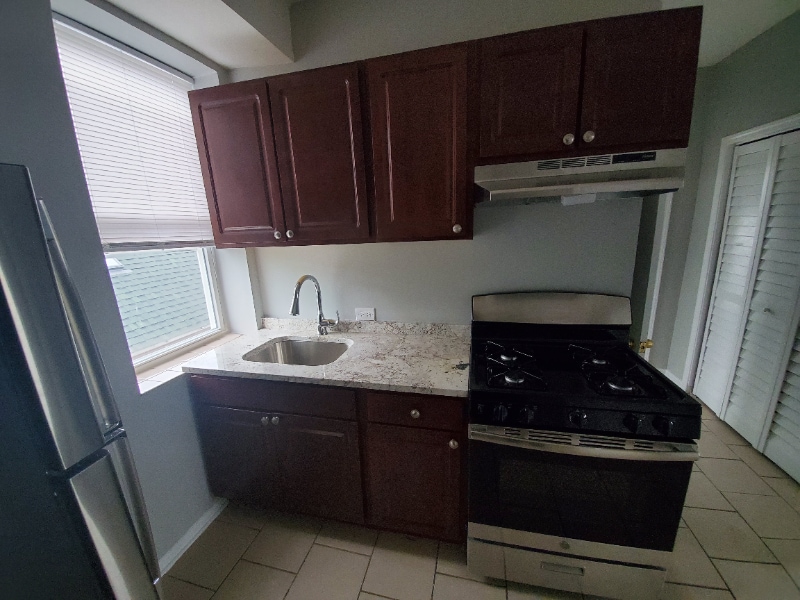 Building Photo - 4034 W Palmer St